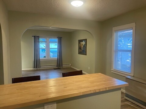 Building Photo - 619 20th St N