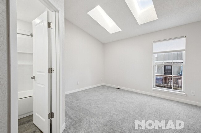 Building Photo - Charming 3BR Townhome in Centennial