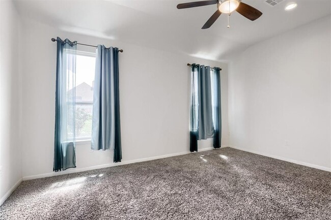 Building Photo - 20417 Shellduck Dr