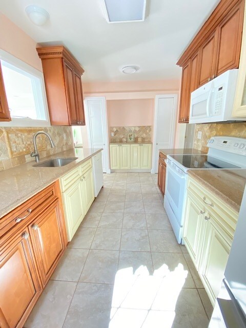 Building Photo - 6 Underhill Ave