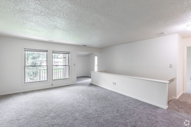 Primary Photo - Emerald Pond Estates | 2 bedroom, 1 Bathro...