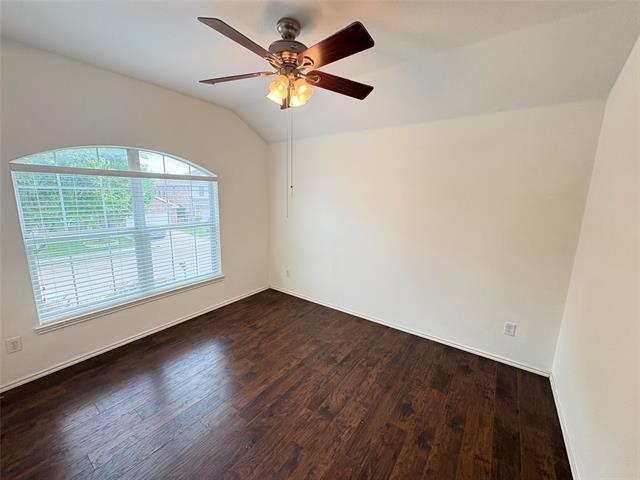 Building Photo - 1010 Utopia Ln