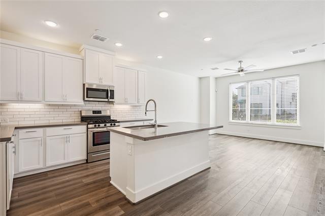 Building Photo - 6309 Rover Ln