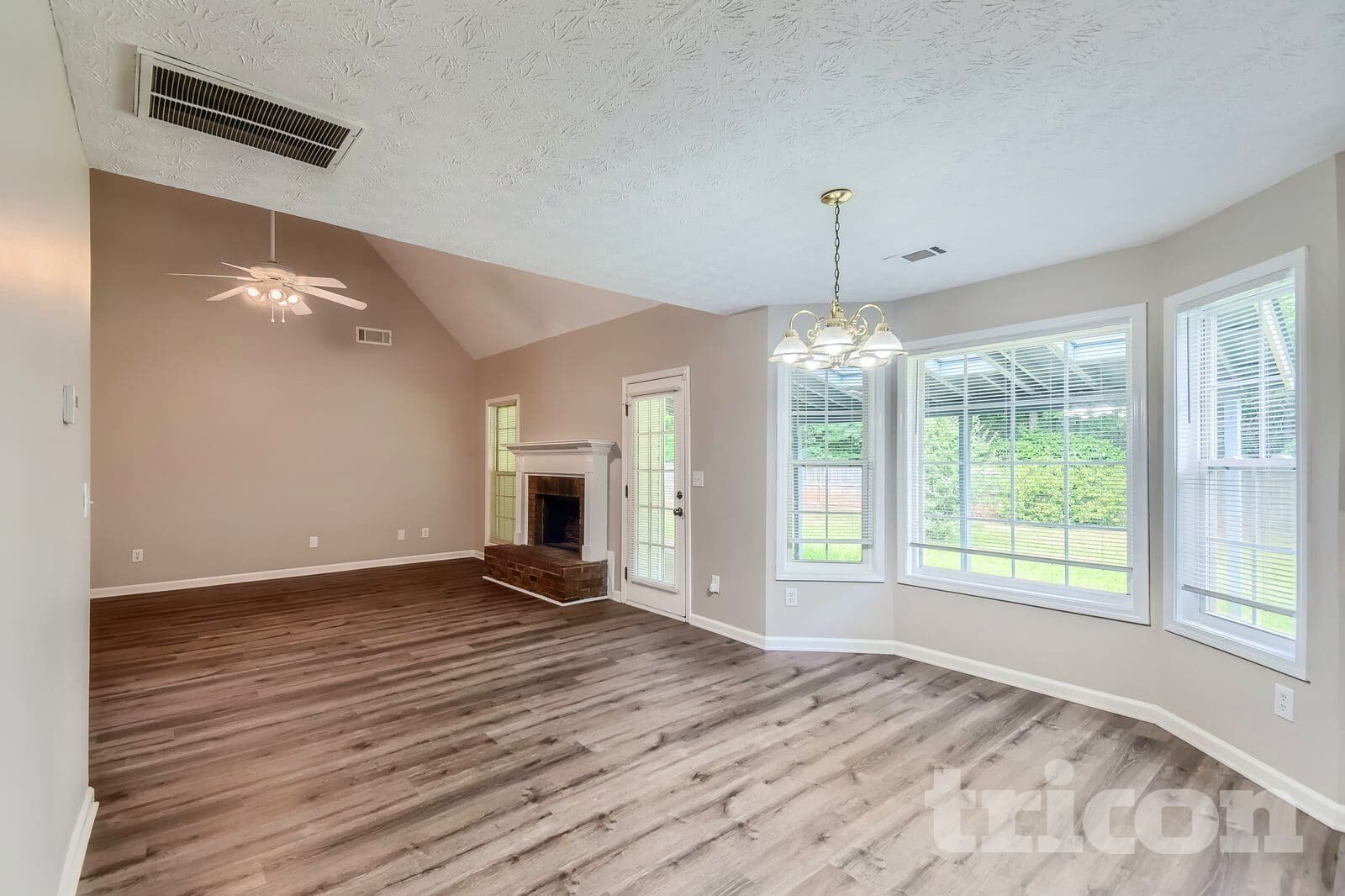 Building Photo - 315 Chestnut Dr