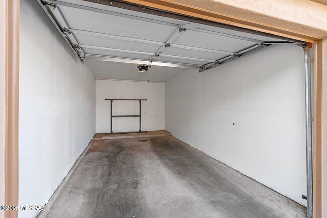 Building Photo - 7050 E Sunrise Dr