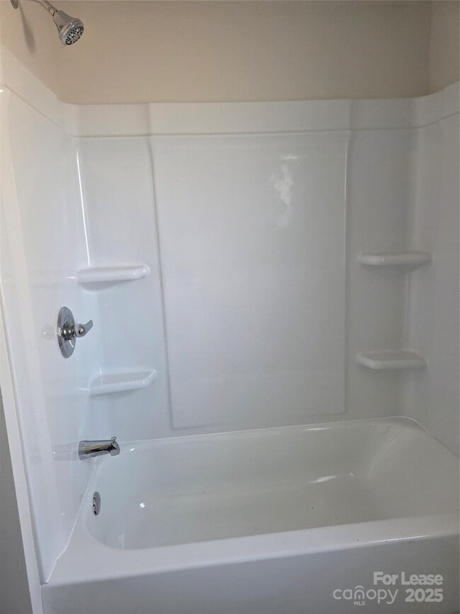 Building Photo - 5712 Unionville Rd