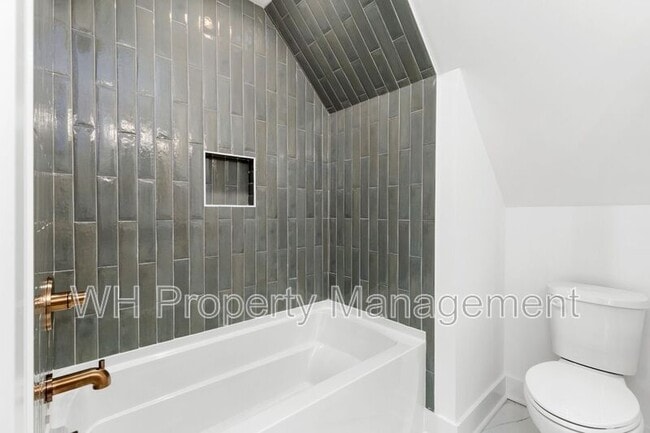 Building Photo - 500 Hobson Chapel Pl