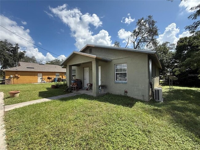 Building Photo - 1223 Ave L