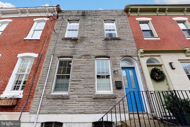 Building Photo - 2012 Carpenter St