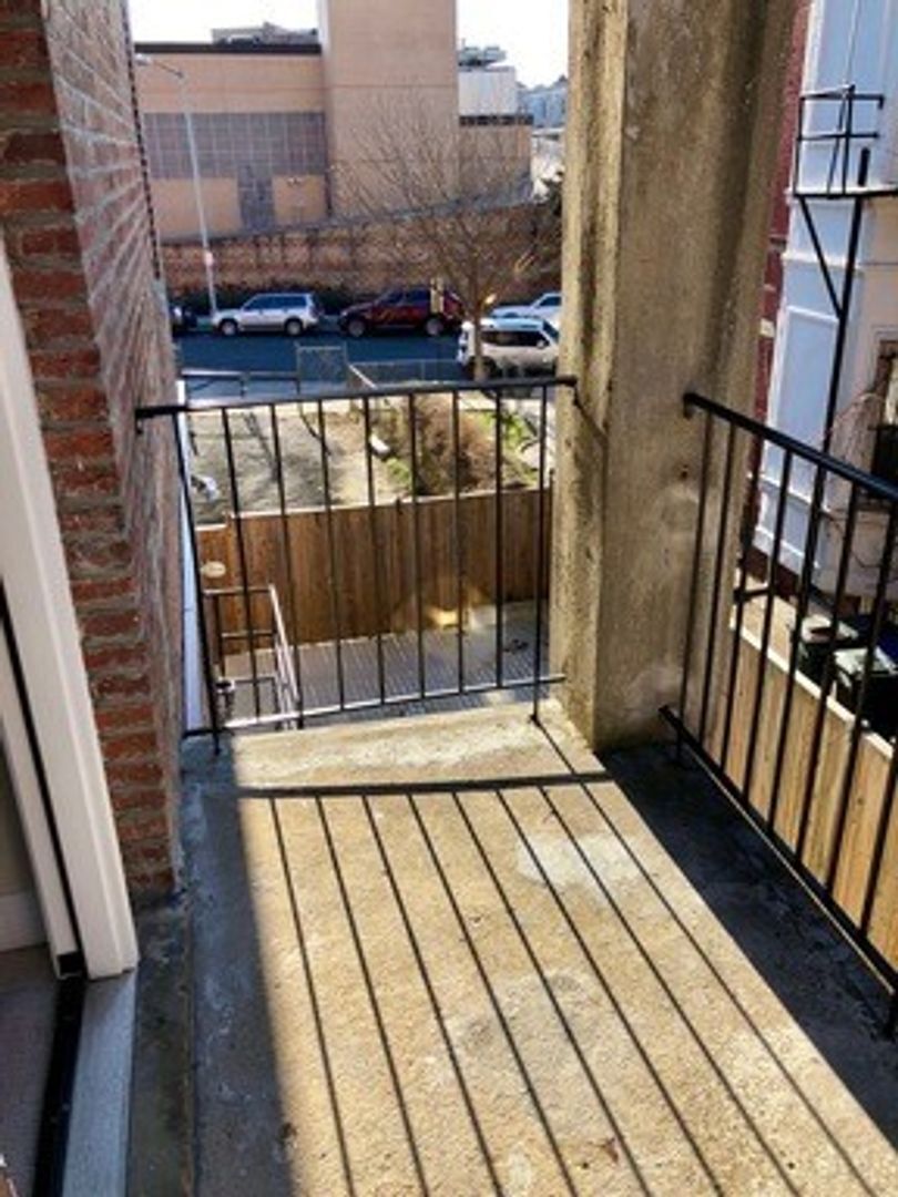 Building Photo - 1319 Park Rd NW