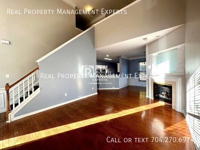 Building Photo - 8815 Firestreak Dr