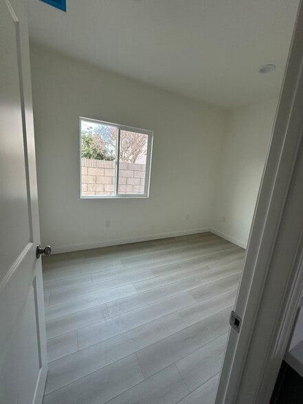 Building Photo - 13935 Rosita Pl