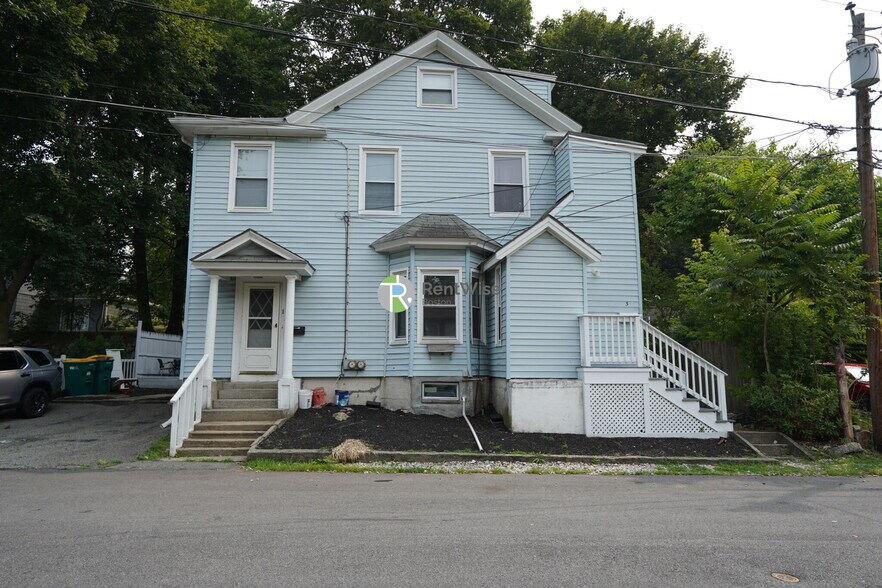 Building Photo - 3 Boline Pl
