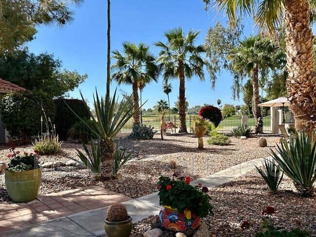 Building Photo - 5001 E Mesquite Wood Ct