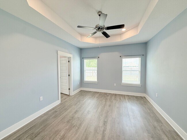 Building Photo - 3-Bedroom Home + Office - Arbor Place