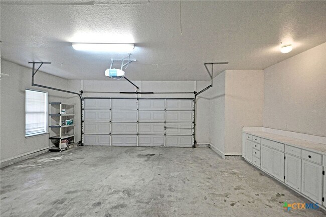 Building Photo - 380 Las Brisas Blvd