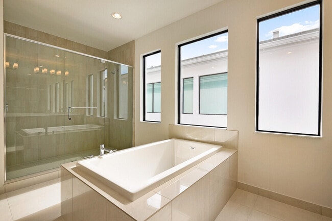 Building Photo - 8068 Laurel Falls Dr