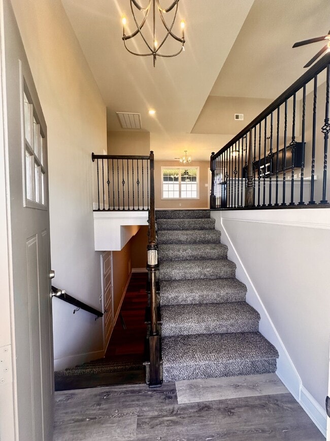 Building Photo - 2629 Rafiki Dr