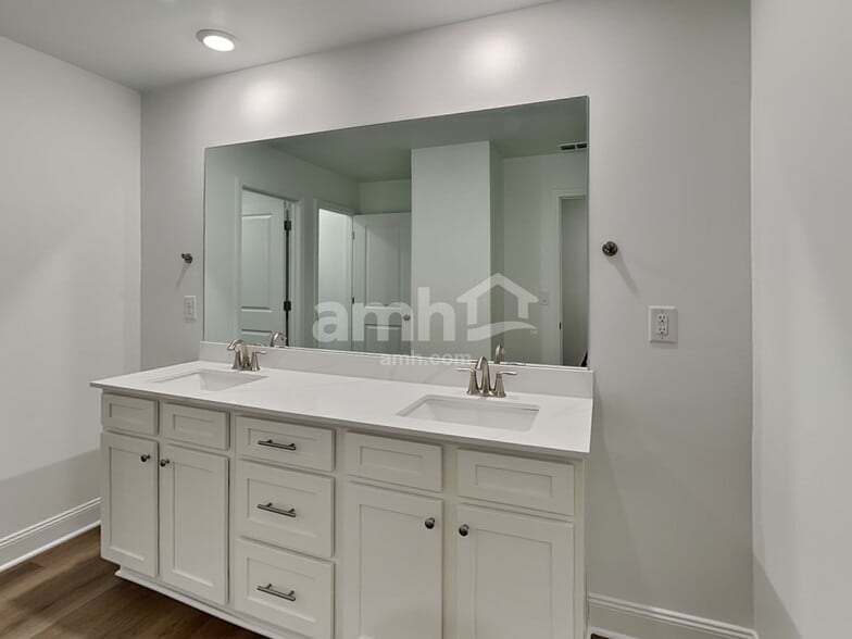 Building Photo - 1578 Aquamarine Dr