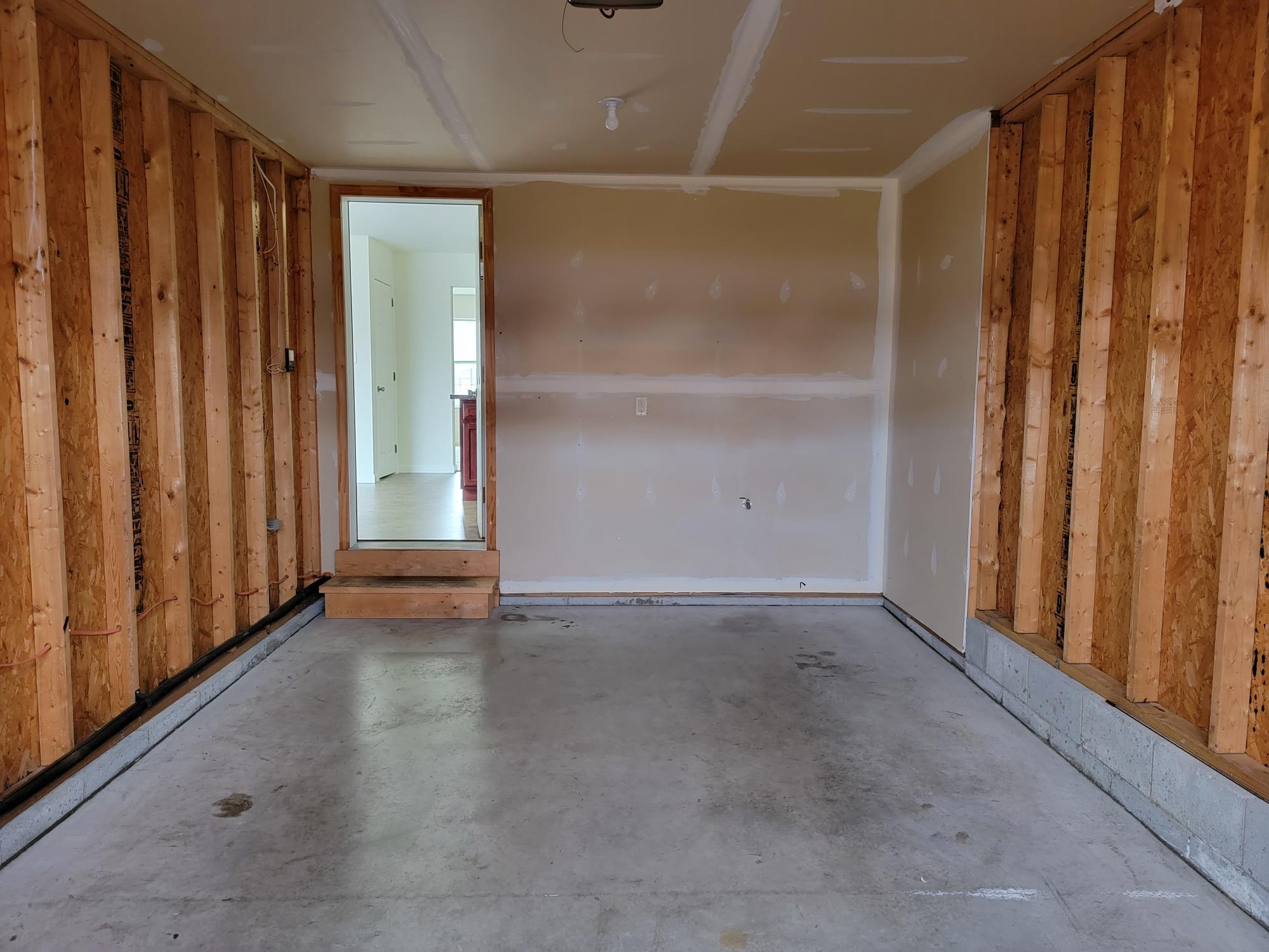 Building Photo - 56 Gable Dr