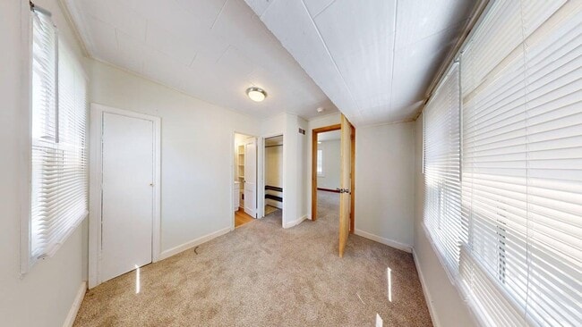 Building Photo - 1423 K Ave