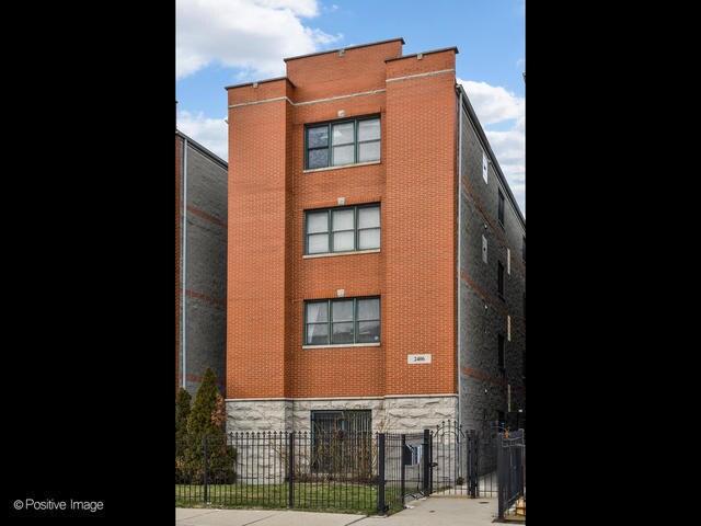 Primary Photo - 2406 W Flournoy St