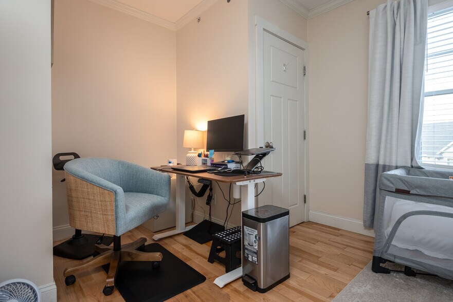 Work space with standing desk - 337 Mount Support Rd