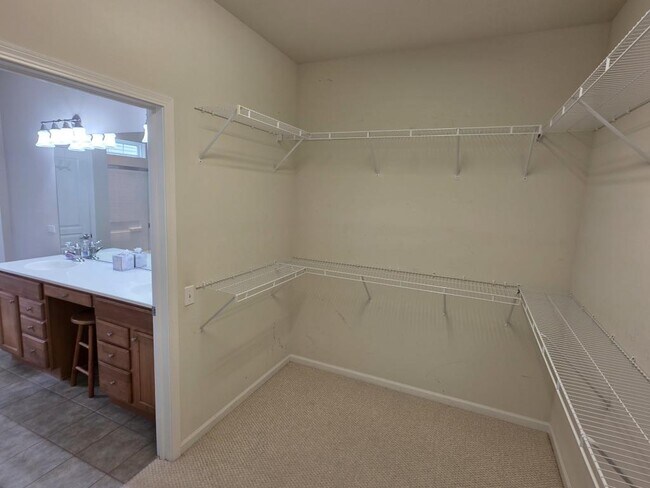 Building Photo - 2772 Cascade Falls Cir