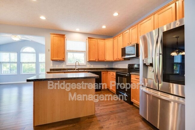 Building Photo - 1875 Prairie Clover Dr