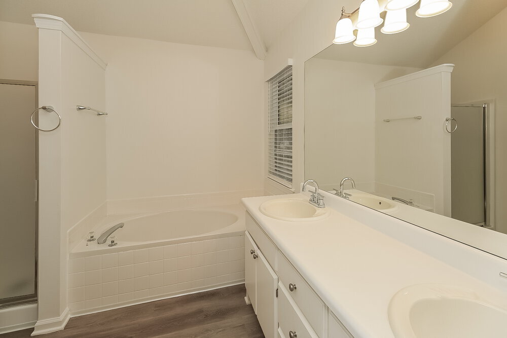 Building Photo - 184 Pine Branch Dr