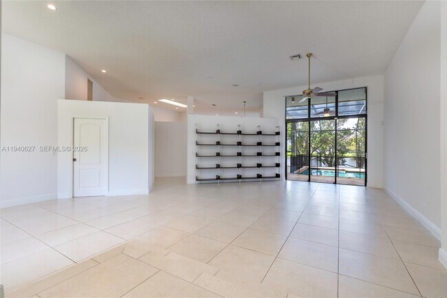 Building Photo - 1051 Woodfall Ct