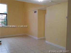 Building Photo - 2735 W 62nd St