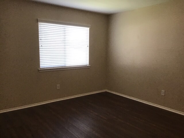 Building Photo - 10434 Hamlet Vale Ct