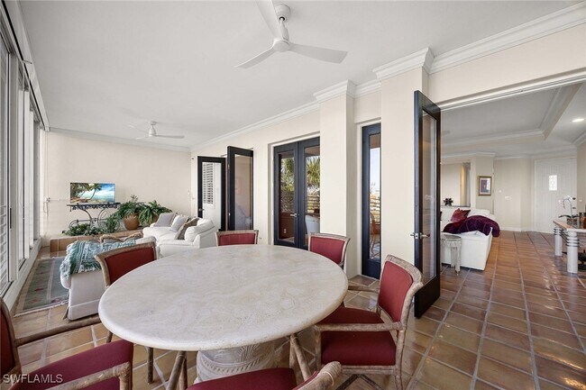 Building Photo - 828 Hideaway Cir E