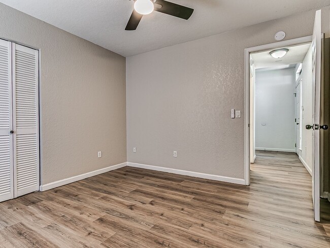 Building Photo - Updated Home + Edmond Schools