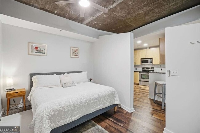 Building Photo - 923 Peachtree St NE