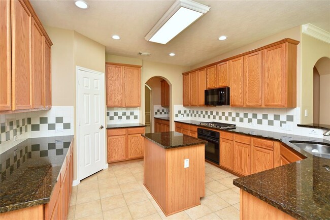 Building Photo - 6718 Constatine Ct