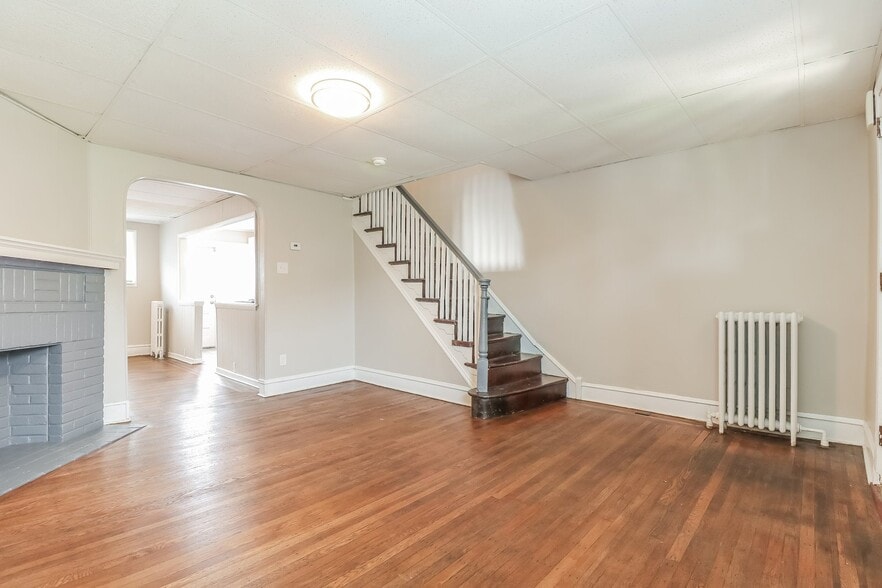 Building Photo - 112 Whitely Terrace