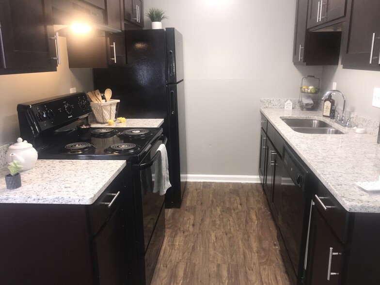 Kitchen - Huntington Station