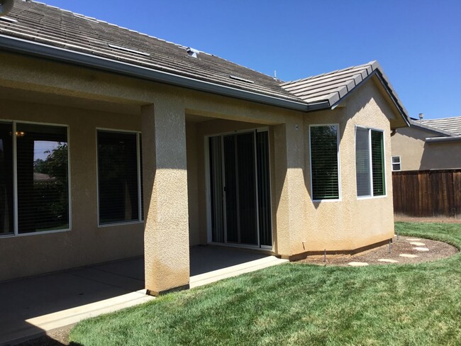 Building Photo - Welcome to Harlan Ranch!!!