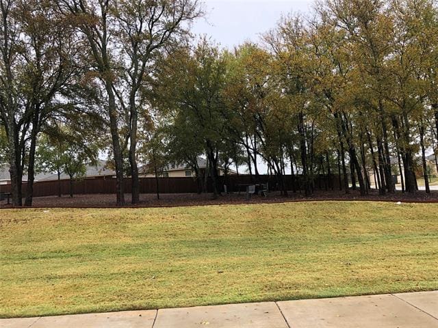 Building Photo - 1008 Emerald Dr