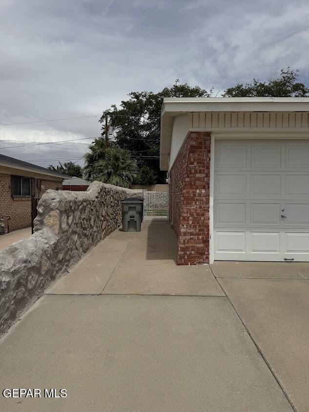 Building Photo - 9309 W H Burges Dr