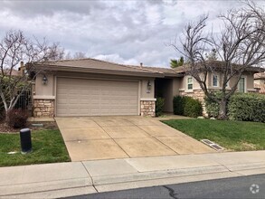 Building Photo - Beautiful single story home + Casita in El...