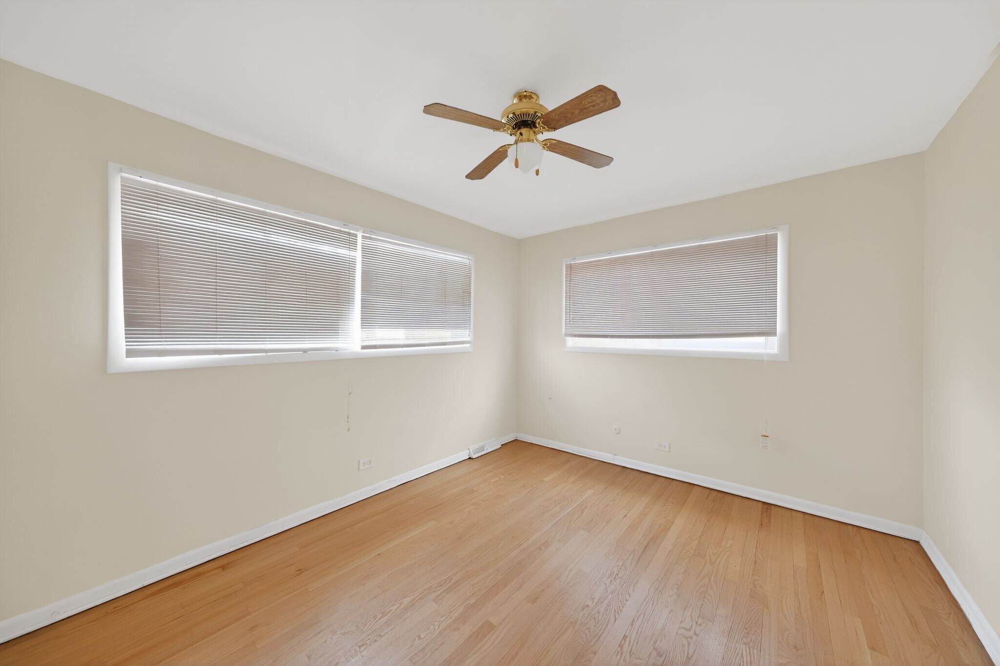 Building Photo - 221 Dodge Ave