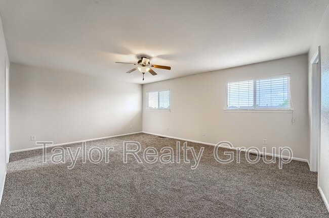 Building Photo - 851 Ponderosa Ln