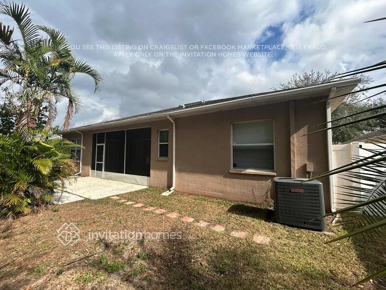 Building Photo - 1922 Raven Manor Dr