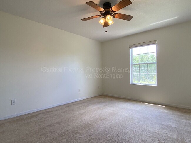 Building Photo - 9836 Old Patina Way