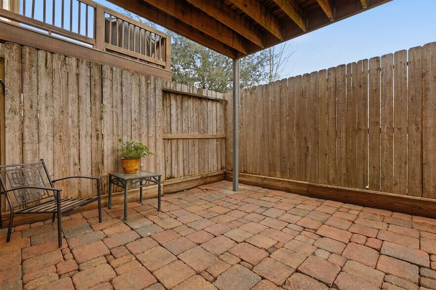 Building Photo - 2841 Sherwin St