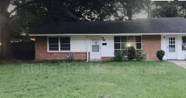 Primary Photo - 3227 Willow Ln Dr