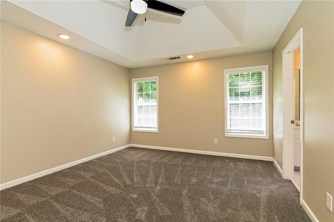 Building Photo - 118 Clarin Way